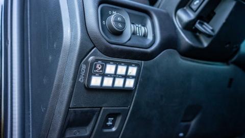 19-Present Ram 2500/3500 Light Frost Beige/Lasered 9100/RCR12 Switch Pro Keypad Mount SDHQ Offroad