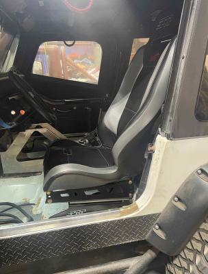 Seat Mounts for CJ7/YJ (Complete Pedestal) PRP Seats