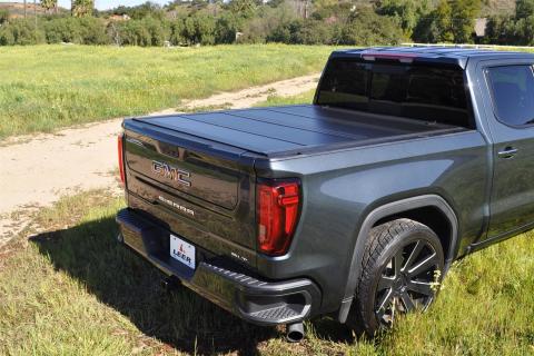 14-18 Silverado/Sierra Flush Mount Hard Folding Tonneau Cover Truck Bed Topper 5 Foot 8 Inch Black Leer