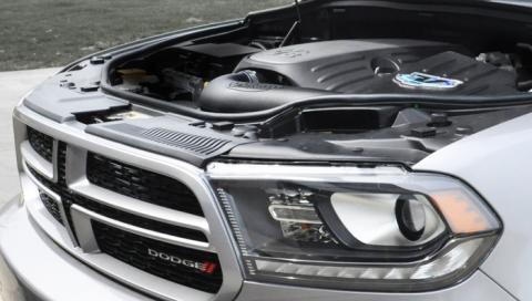 Closed Box Air Intake w/Pro 5 Filter 11-17 Durango/Cherokee Volant