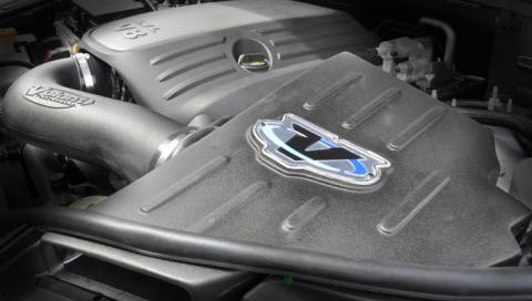 Closed Box Air Intake w/Pro 5 Filter 11-17 Durango/Cherokee Volant