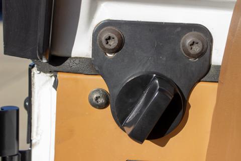 Jeep CJ/YJ Windshield Knobs Pair 76-95 CJ and Wrangler YJ Powdercoat Black Kentrol