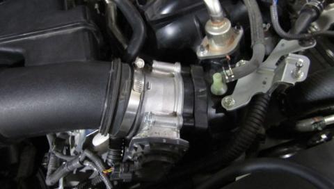 Throttle Body Spacer 1 Inch 07-18 Toyota Tundra Black Volant