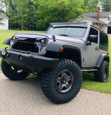 2.5 Inch Front 2.5 Inch Rear Lift Springs w/Shocks 07-18 Wrangler JK Freedom Off-Road