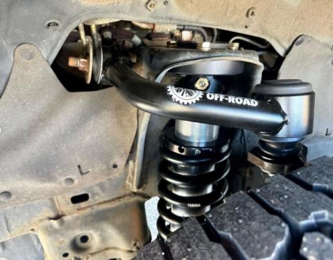 Front Upper Control Arms for 2-4 Inch Lift 01-07 Sequoia/00-06 Tundra Freedom Off-Road