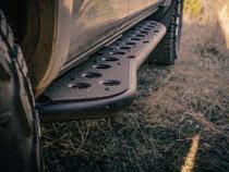 Step Edition Rock Slider For 24-Present Toyota Tacoma/Double Cab Short Bed W/ No Kick Out/Yes (Powdercoat)/Raw Steel Cali Raised LED