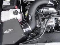 Closed Box Air Intake w/Powercore Filter 04-05 Chevrolet/GMC Silverado/Sierra 2500HD/3500HD Volant
